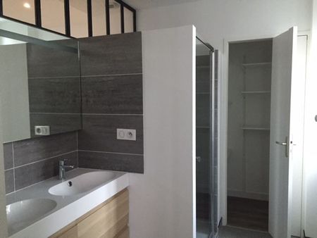 Location Appartement 3 pièces 55m² CLERMONT FERRAND 63000 - Photo 5