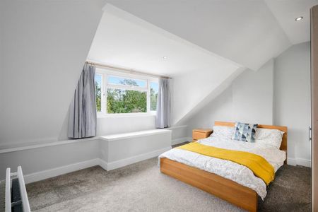 3 bedroom flat to rent - Photo 5