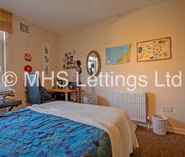 2 Bedroom Flat for rent in Richmond Road - Photo 4