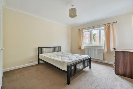 5 bedroom semi-detached house to rent - Photo 5