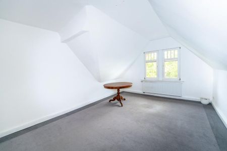 Repräsentative Dachgeschoss Büroeinheit in historischer Villa im Westviertel - Photo 4