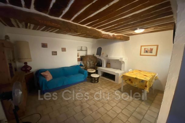 Location maison 1 chambre 56 m² Correns - Photo 1