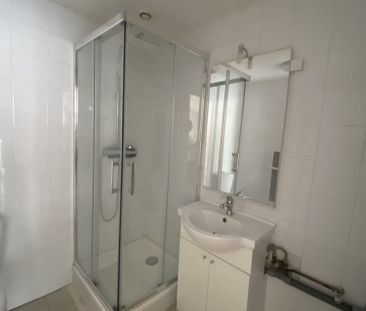 Location Appartement 2 pièces 45m² CONDRIEU 69420 - Photo 5