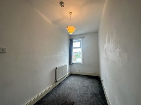 2 bed house to rent in Mitella Street, Burnley, BB10 - Photo 4