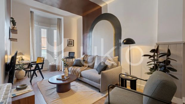 Apartamento de alquiler en Calle del Conde Duque, Universidad - Malasaña - Foto 1