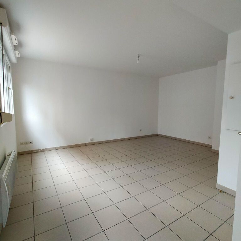 Location Appartement 1 pièce 27m² - Photo 1