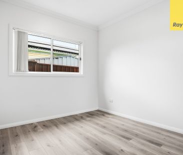 BRAND NEW TWO BED, TWO BATH GRANNY FLAT! - Photo 2