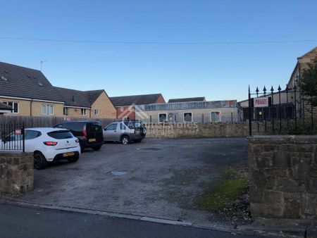 Lees Hall Road, Dewsbury - Photo 5