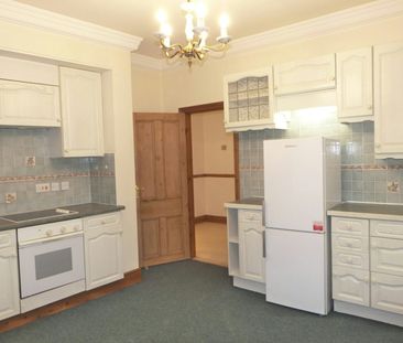 Flat to rent on - Photo 6