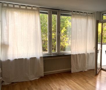 Skattegårdsvägen, Vällingby - Photo 1