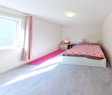 For Lease - 619 Freeport Street, London North, Ontario - Photo 6