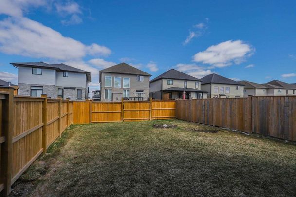 For Lease - 1890 Foxridge Crescent Unit# Upper, London North, Ontario - Photo 1