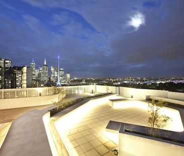 Live the lifestyle you want! (Balcony and integrated fridge included.) - Photo 6