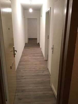 Schöner Wohnen in dieser günstigen 2,5-Zimmer-Wohnung - Foto 1