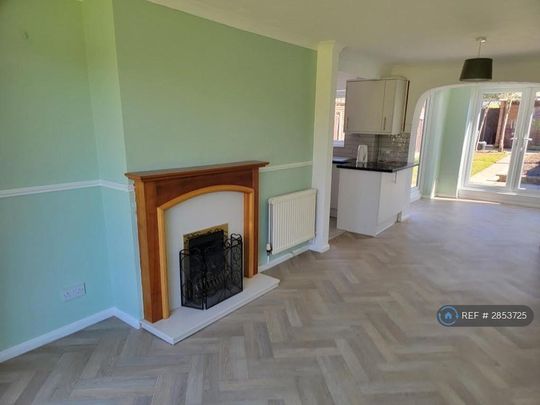 2 bedroom terraced house to rent - Photo 1