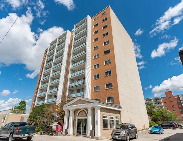 Sarina Towers — 1 Bedroom 1 Bath (1Bed1BathG) - Photo 1
