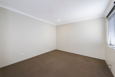 Low Maintenance - Lock up and Leave 4 X 2 - Photo 4