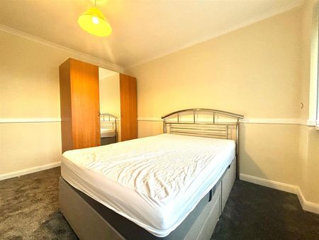 Wilton Close, Harmondsworth, West Drayton - Photo 5