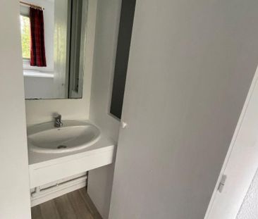 Location Appartement 1 pièce(s) de 9 m2 - Photo 2