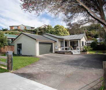 Charming 3-Bedroom Home in the Heart of Cambridge - Photo 1