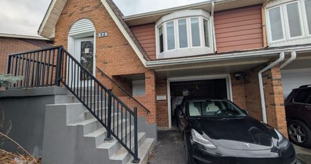 For Lease - 378 Hansen Road, Brampton, Ontario - Photo 3