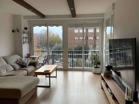 2 room luxury Flat for rent in Madrid, Autonomous Region of Madrid - Photo 2