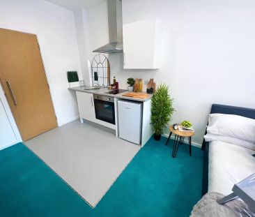 Deluxe Studio - Photo 6