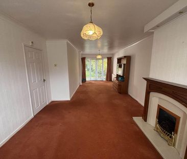 3 bedroom semi-detached house to rent - Photo 2