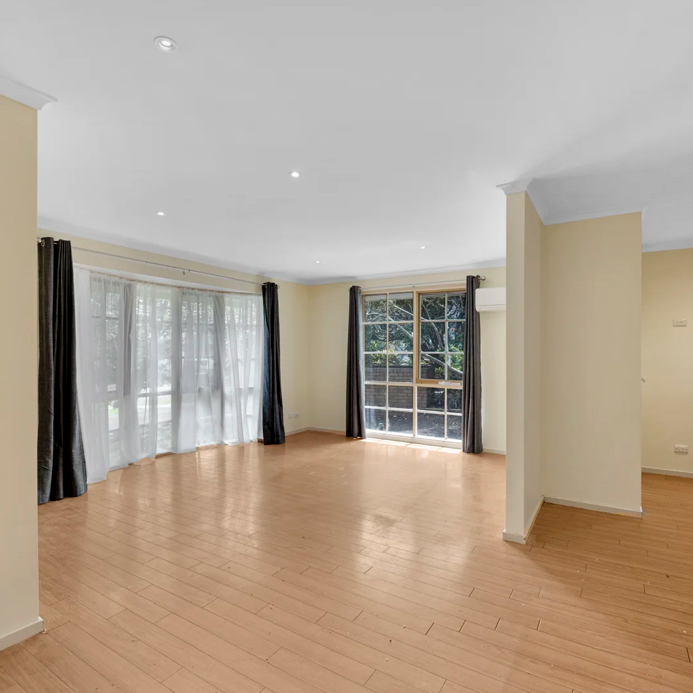 BEACH LIVING | FRANKSTON HIGH SCHOOL ZONE - Photo 1