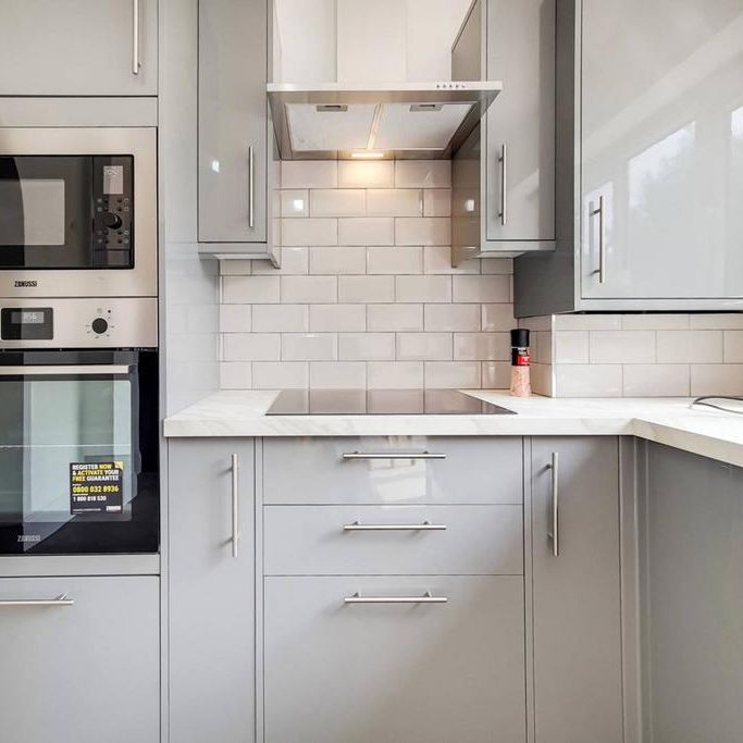 1 bedroom flat to rent - Photo 1