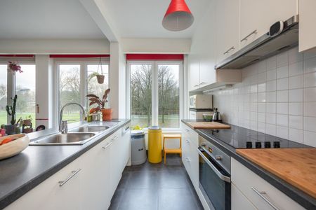 Leuk appartement met autostaanplaats op toplocatie - Foto 3