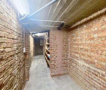 Vernieuwde woning met zonnepanelen, 4 kamers en bureau - Photo 3