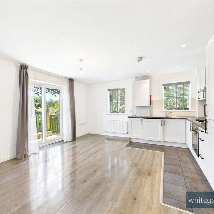 Brackenhill Mews, Bradford, West Yorkshire, BD7 - Photo 1