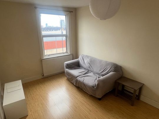 1 Bed Flat, Green Lanes, N4 - Photo 1