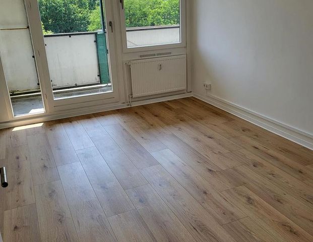 Moderne 2-Zimmer-Wohnung in Laatzen mit Balkon - Foto 1