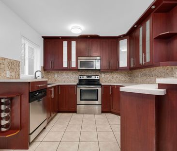 For Lease - 69 Moir Crescent Unit# Upper, Barrie, Ontario - Photo 4