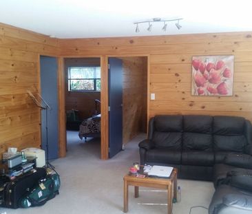 Cosy Tidy Two Bedroom Home - Photo 1