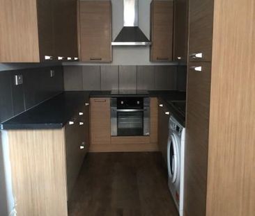 5 bedroom flat share to rent - Photo 6