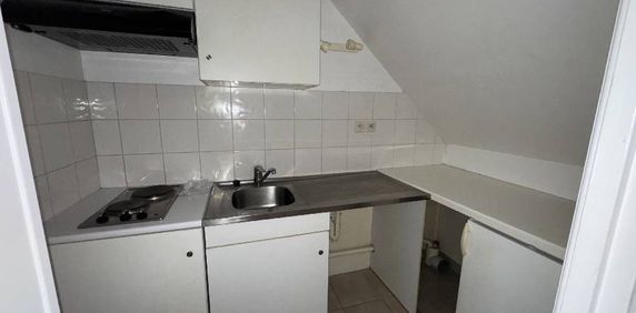 Location Appartement 1 pièce 29m² - Photo 2