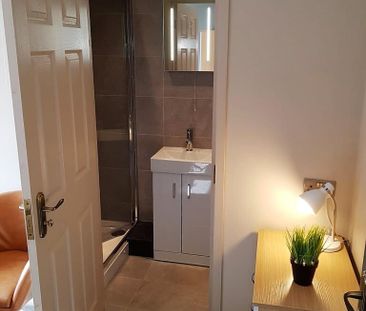 House share to rent - Photo 5