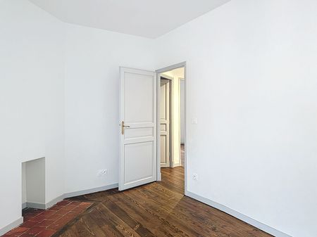 Appartement à louer - REIMS- RUE DE CERNAY - Photo 2