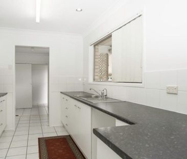 Spacious Family Home in the Heart of Banyo! - Photo 4