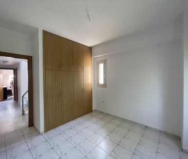 Μονοκατοικία 210 τ.μ. προς ενοικίαση - Photo 4