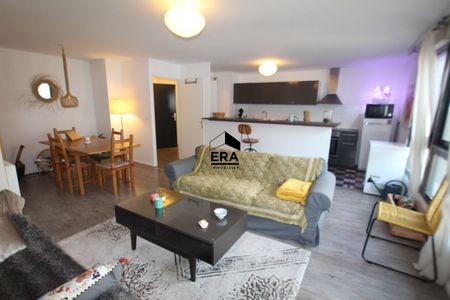 Location Appartement 3 pièces 77m² - Photo 2