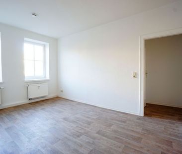 Tolle 3-Raum-Wohnung, 2 Bäder, zentrumsnah, zum baldigen Einzug - Photo 1