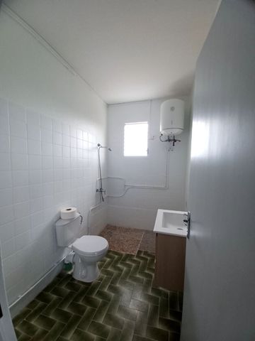 Location Appartement 157m² 5 pièces Fort de france - Photo 5