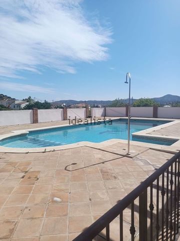 Alquiler de casa o chalet independiente en Alcaucín - Photo 2