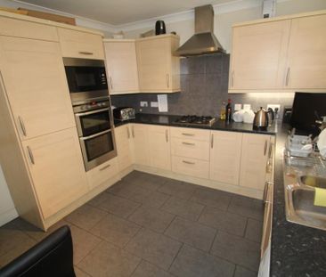 1 bedroom in a house share to rent - Photo 6