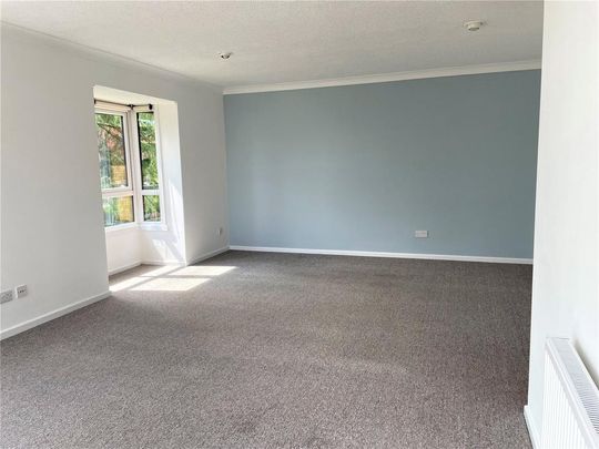 4 bedroom detached house to rent - Photo 1