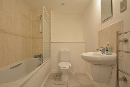 Richmond Hill Gate, Richmond Hill, BH2 - Photo 3